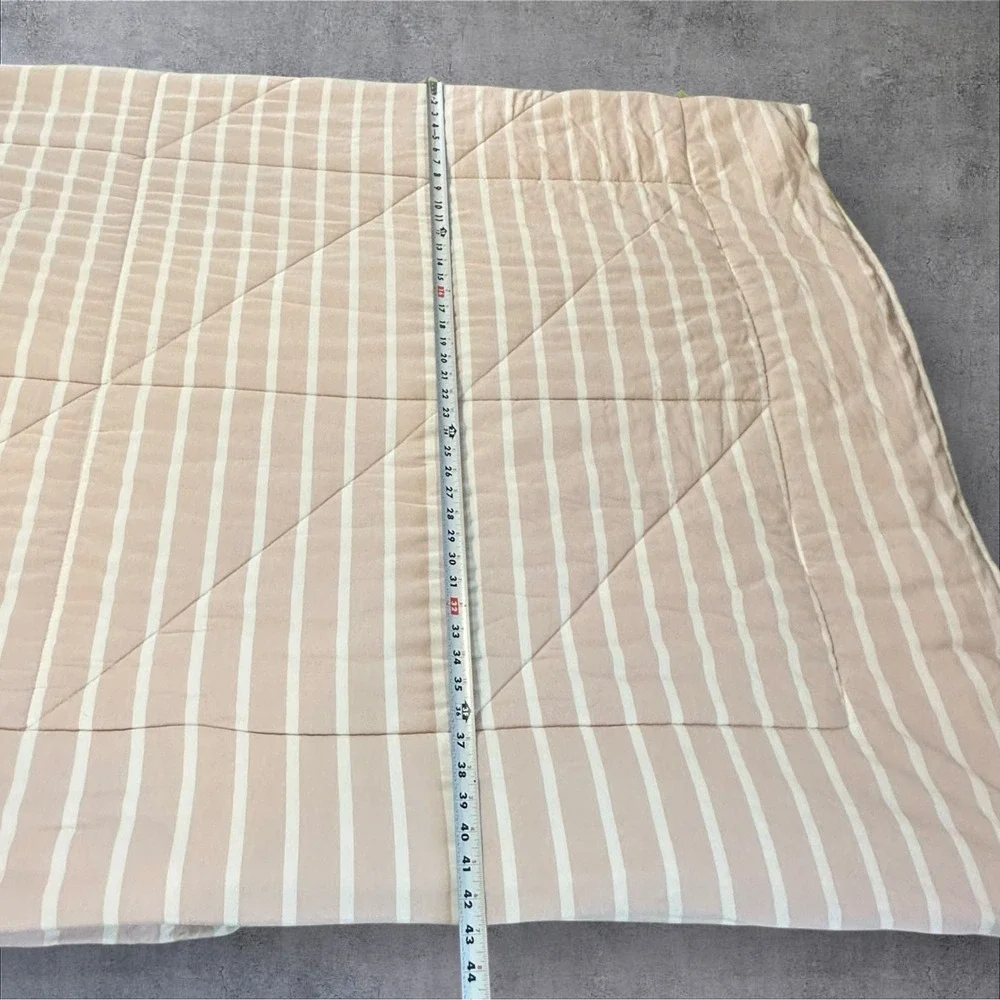 UGG‎ Corey Reversible Full/Queen Comforter Pink/Cream Stripe Sherpa Back